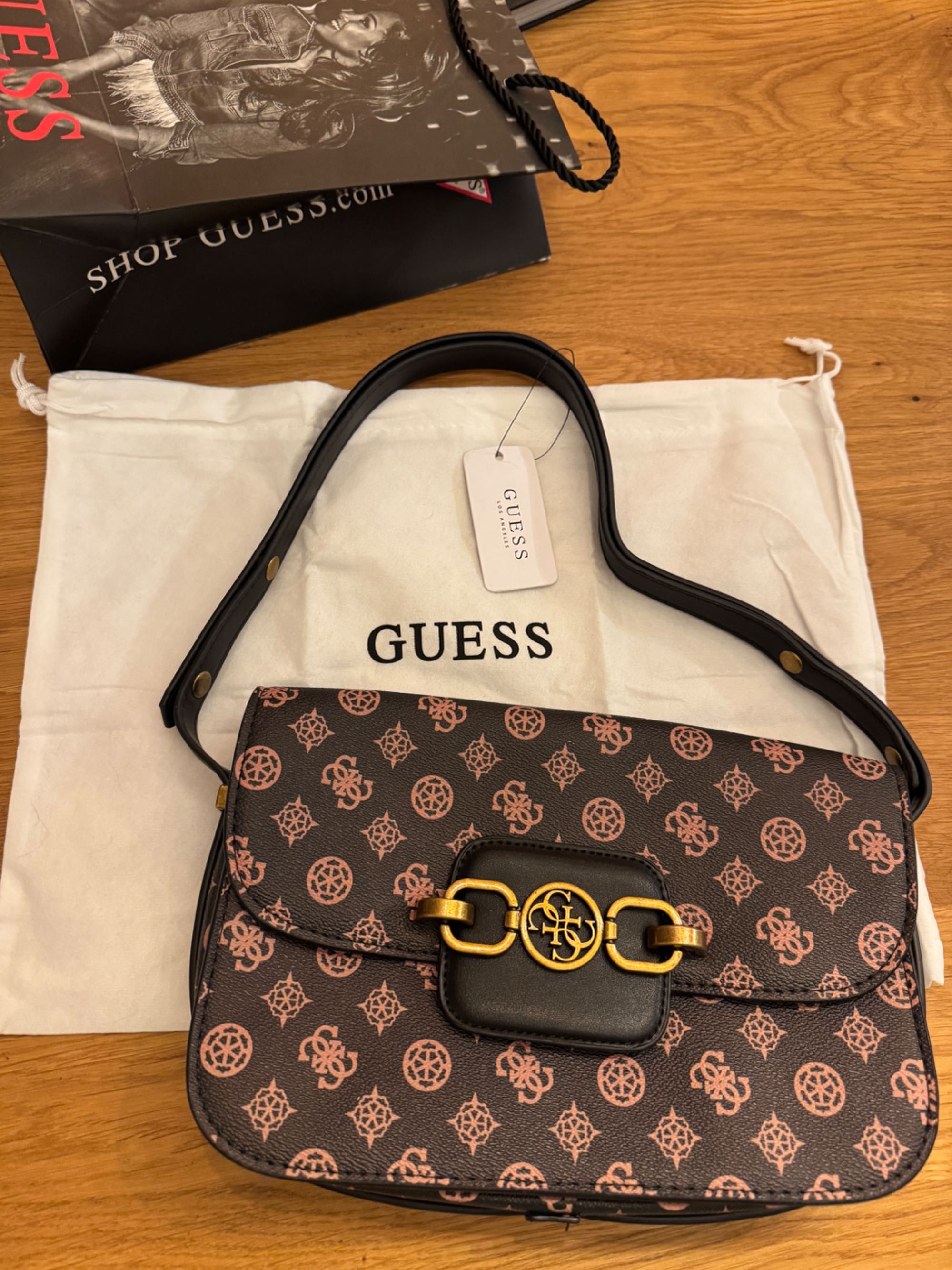 Guess нови оригинални чанти чанта с опаковка