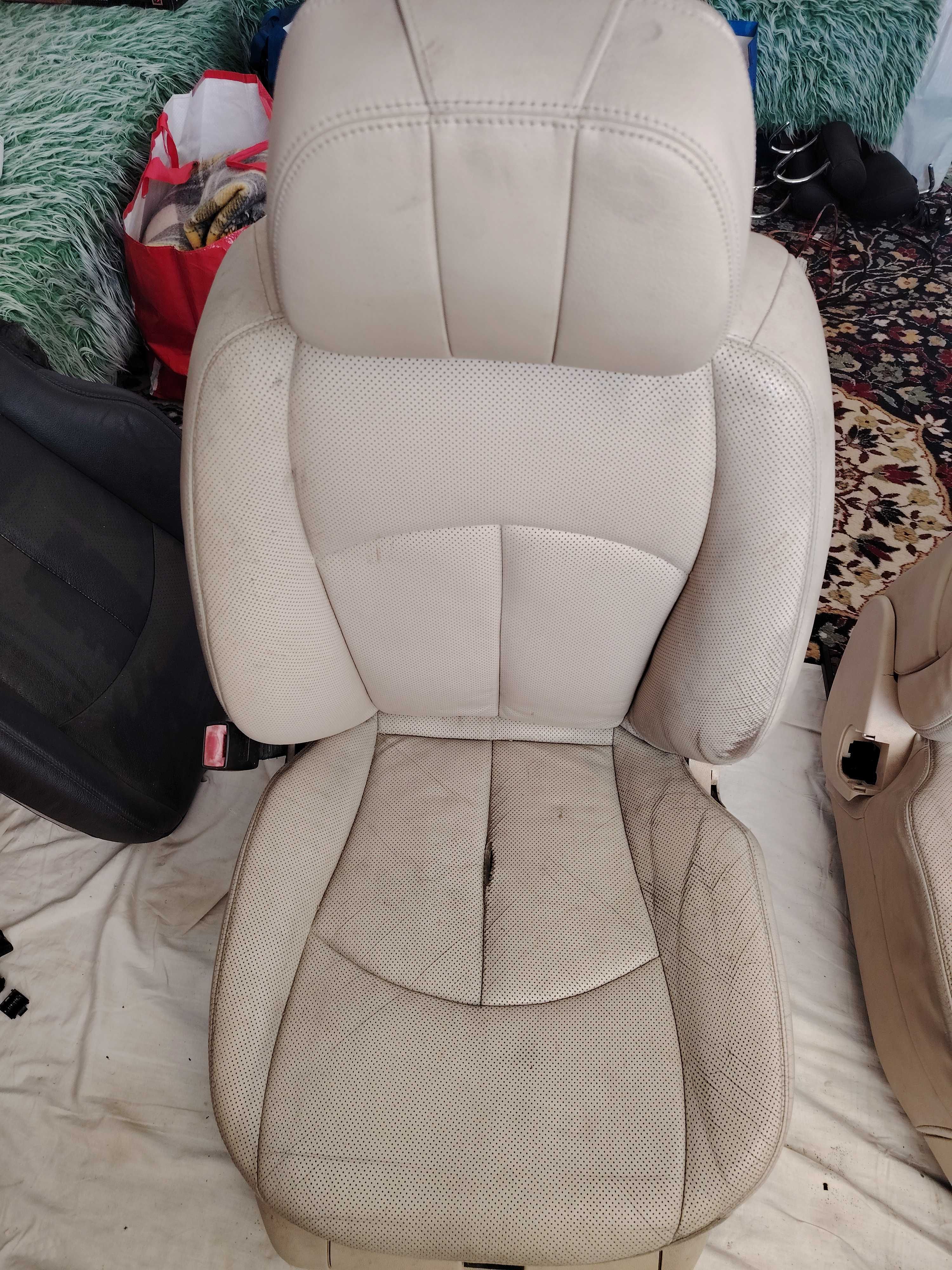Седалки за  Е класа W211