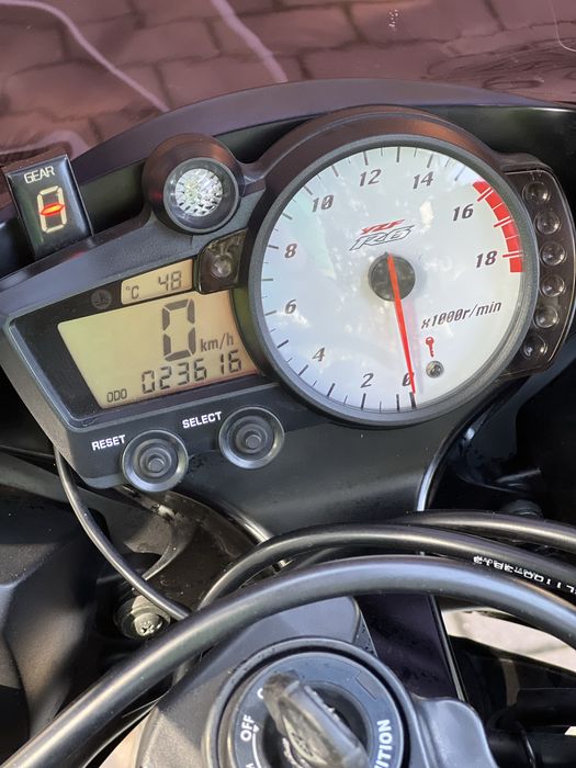 Yamaha R6 RJ 05 20003