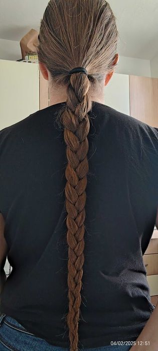 Vând păr lung natural șaten