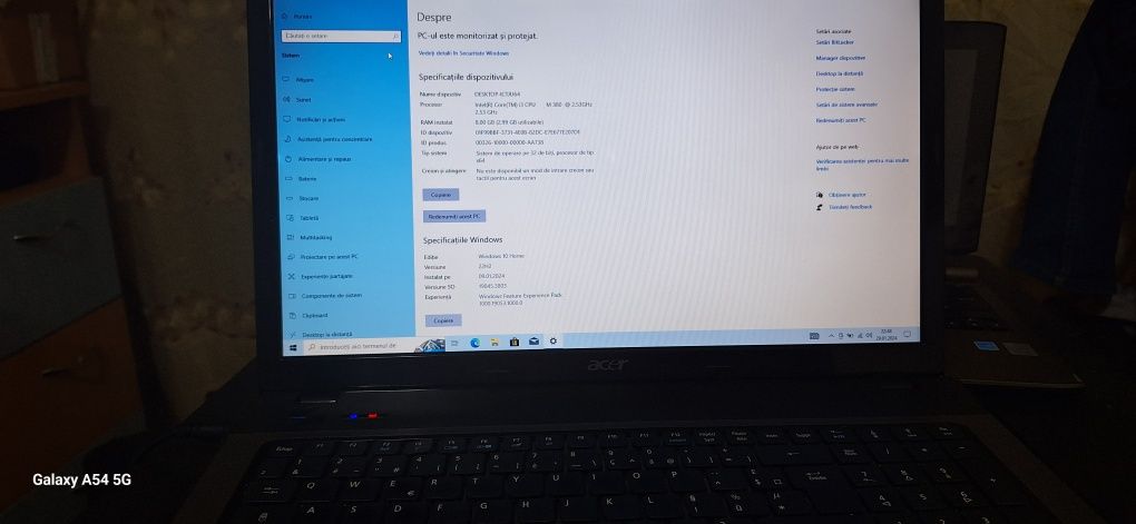 Acer i3 hard 750 g 8 g ram