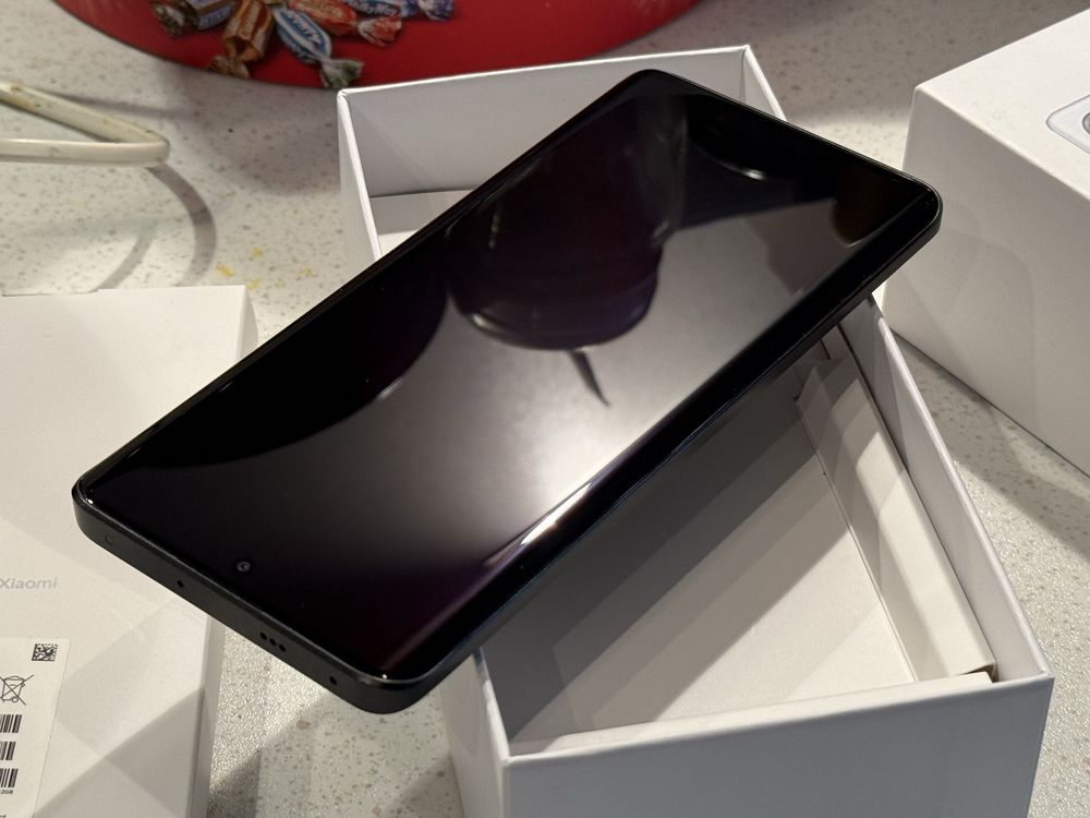 Xiaomi Redmi Note 13 Pro+ Plus 5G Midnight Black 512GB - Като НОВ!