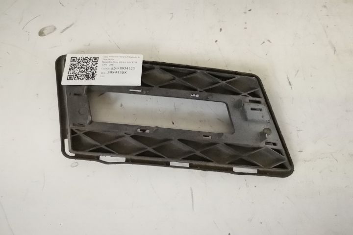 Оригинална дясна решетка за проектор Мерцедес-Бенц / Mercedes-Benz GLK