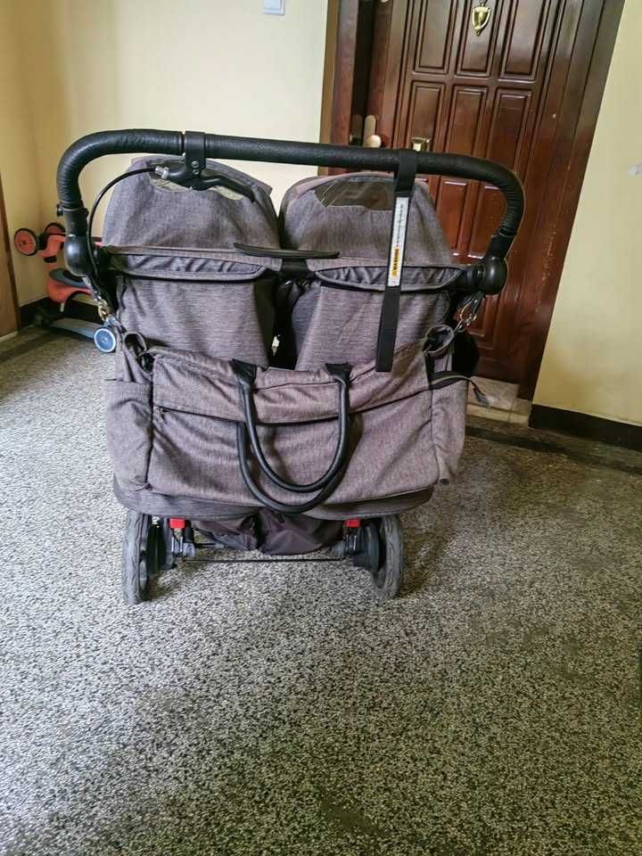 Mountain Buggy Количка Duet Luxury