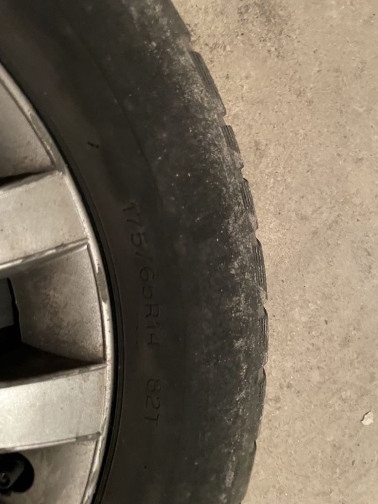 Автомобилни гуми 175/65 R14