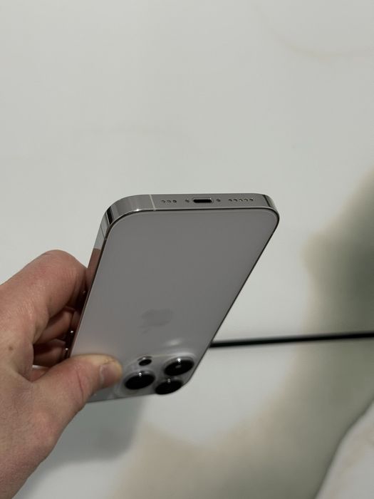 IPhone 14 Pro Silver-Baterie 92%