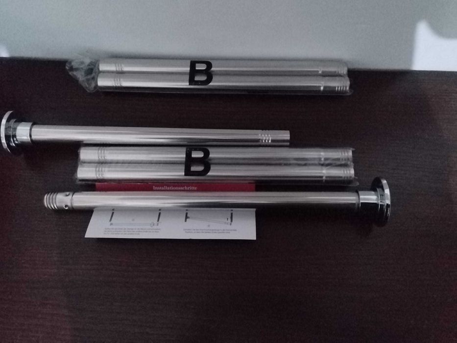 Vand bara reglabila pentru draperie dus