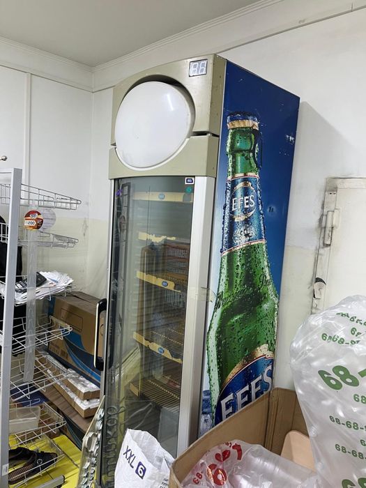 Продам холодильник и пивную стойку