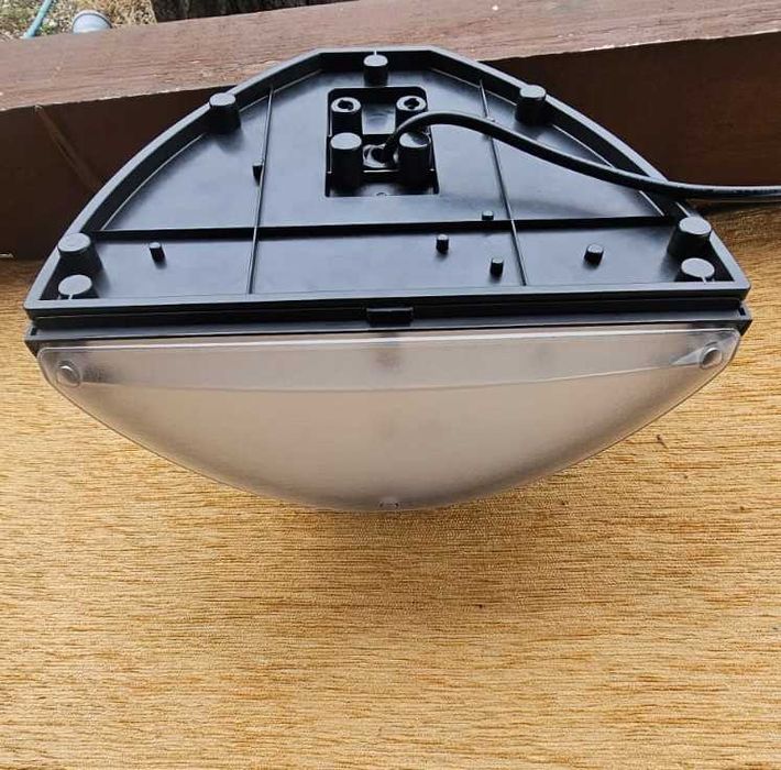 Lumină exterioară de perete