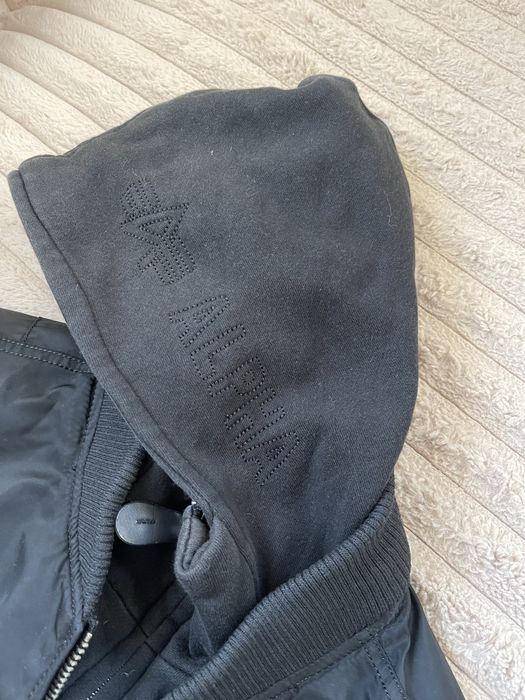 Alpha Industries великолепно яке