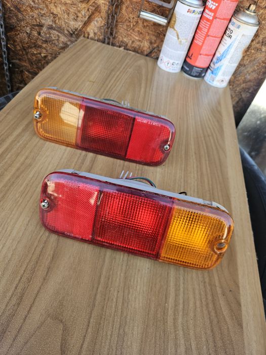 Triple stop set 2 buc stanga + dreapta din spate suzuki grand vitara