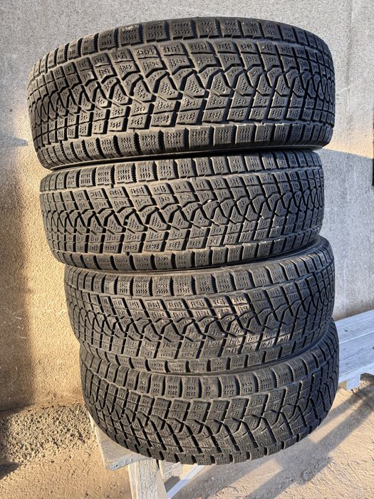 Зимние шины triangle 245/70/16