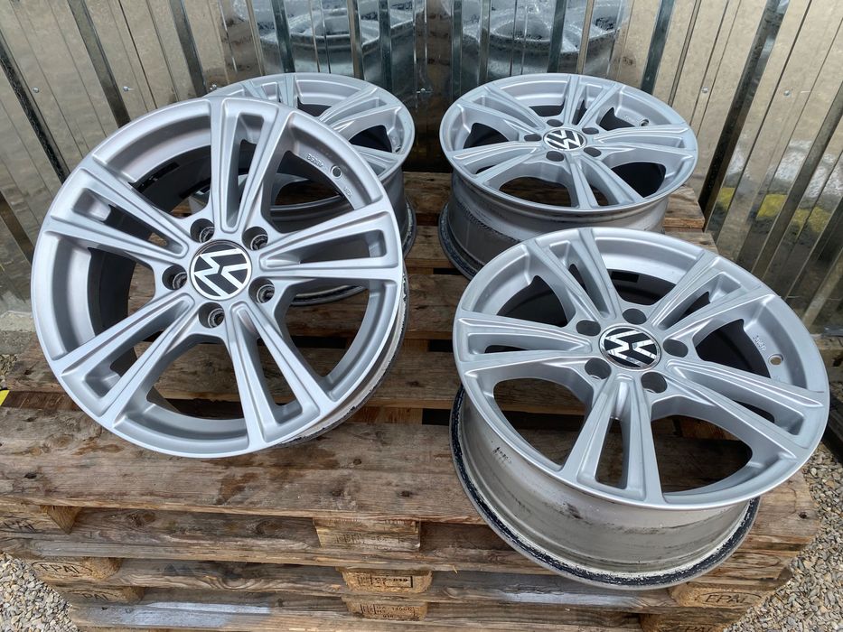 16 Цола 5 х 112 мм Фолксваген , VW Голф , Пасат , Туаран , Джета