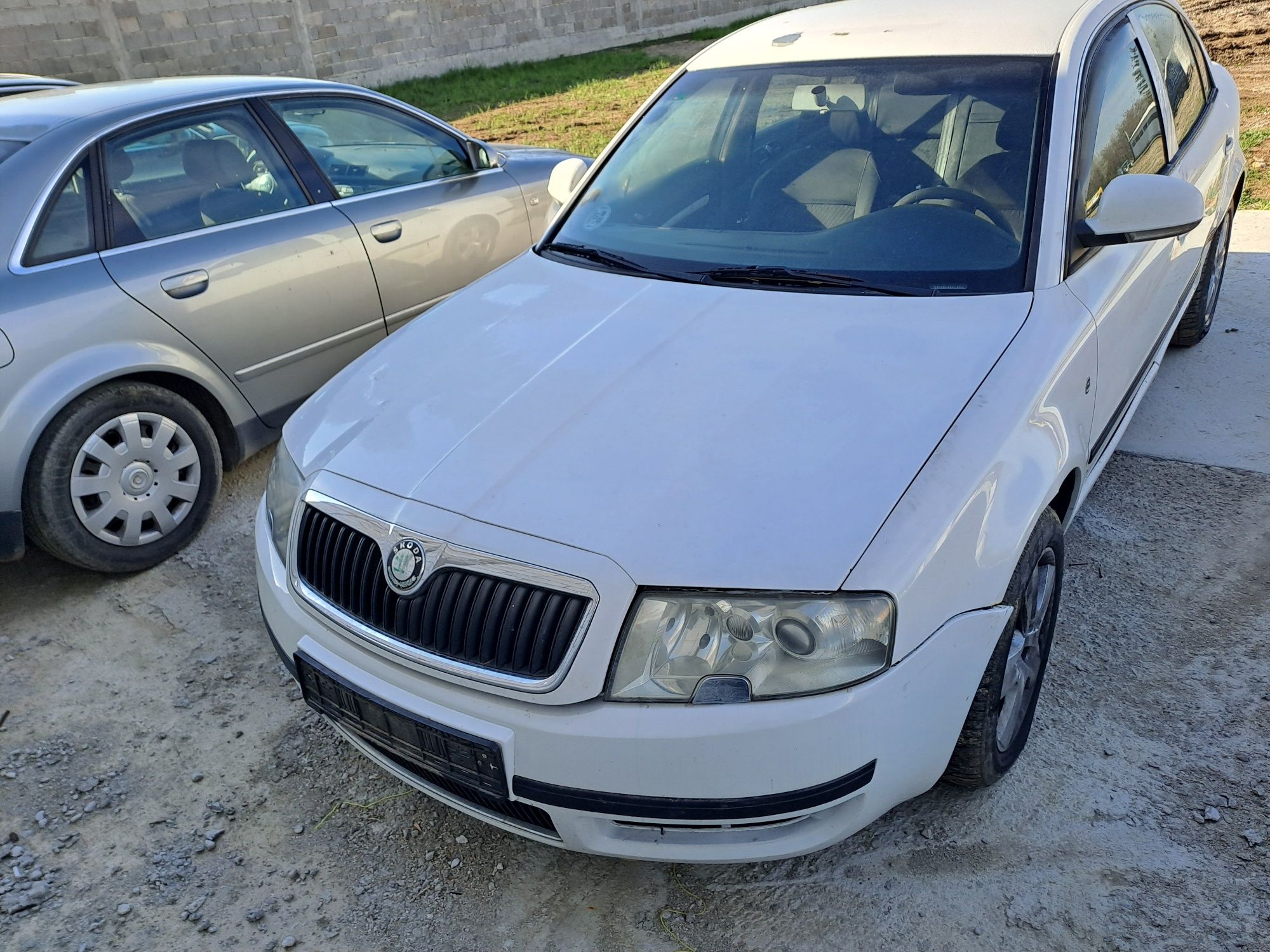 Dezmembrez Skoda Superb cod motor BPZ