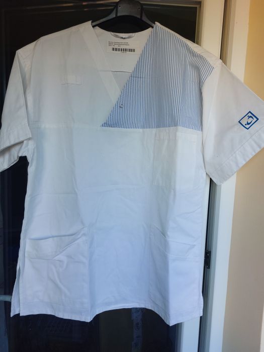 Bluza asistenta, noua