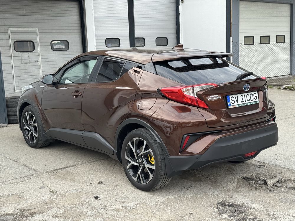 Toyota CHR 1.8 Hybrid 2018 fara avarii stare impecabila