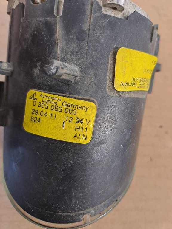 Proiector stanga original Audi A4 B6 an 2000-2004