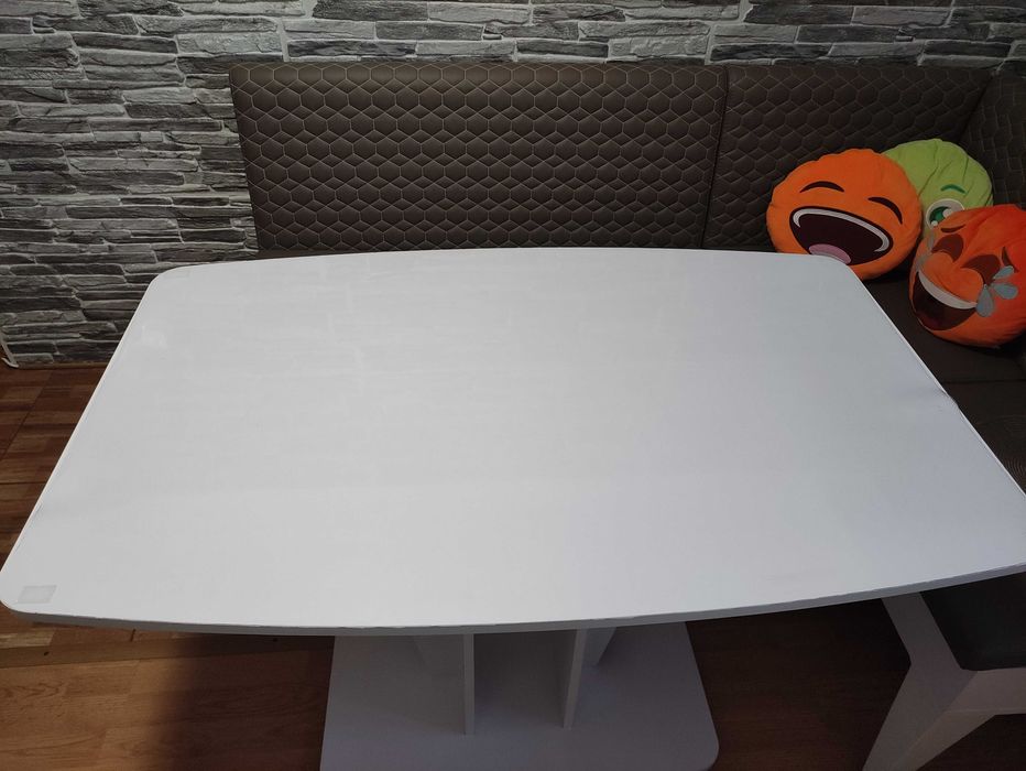 Masa bucătărie alba