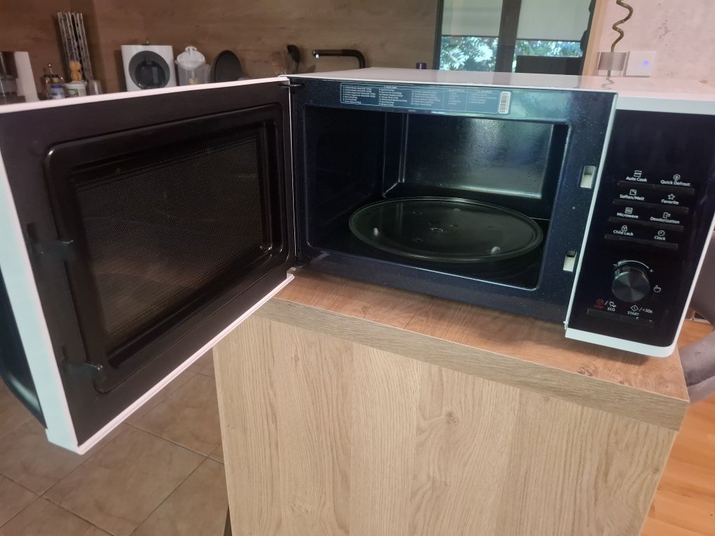 Микровълнова печка