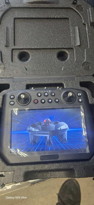 Лодка за захранка със сонар Toslon520.GPS -10000Т,камера с лебедка