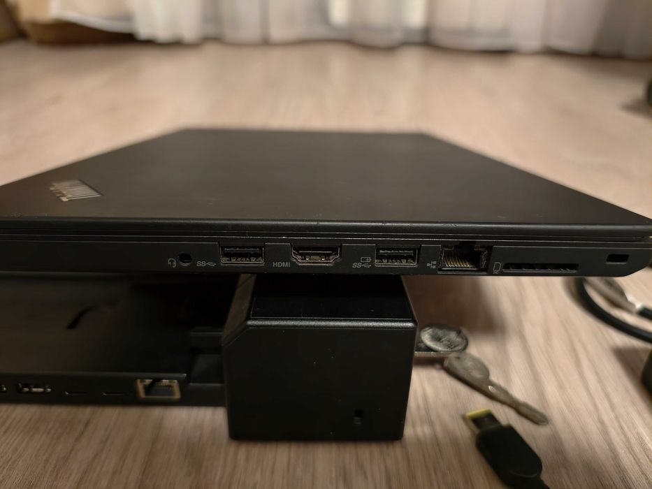 Бизнес лаптоп Lenovo Thinkpad T480 ,i7 ,32GB Ram,512ssd ,m2 slot free.