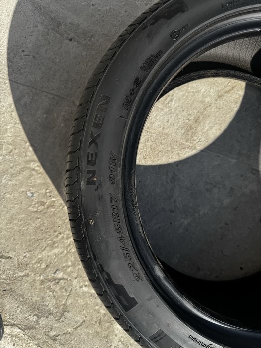 R17 Nexen 225/45/17 Yangi