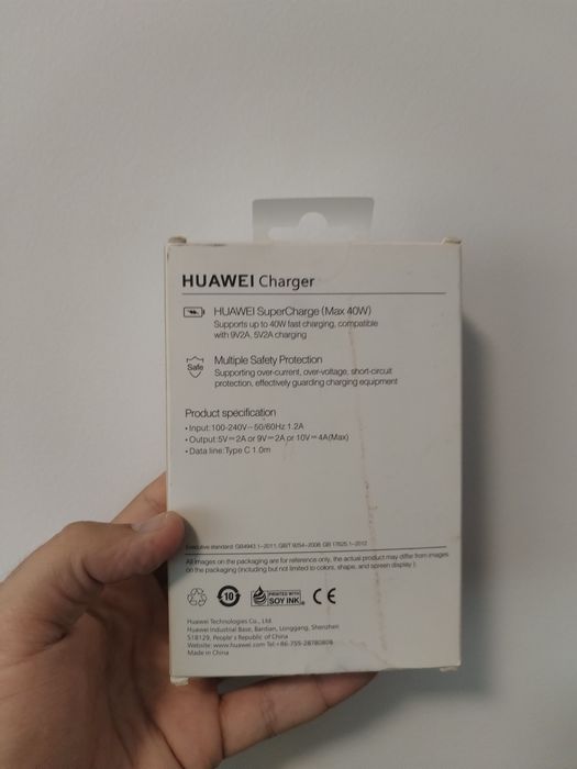 Încărcător pentru Huawei 40W nou sigilat cu cablu 1 metru