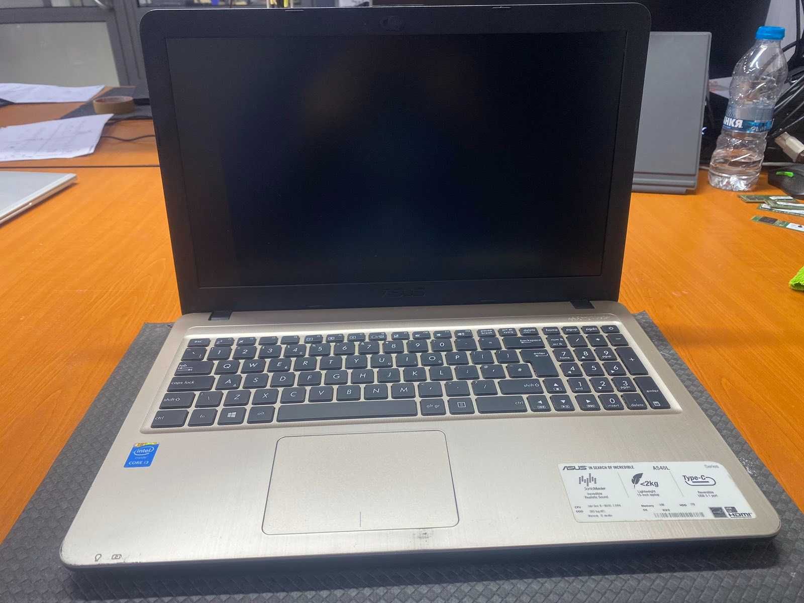 Laptop Asus X540LA