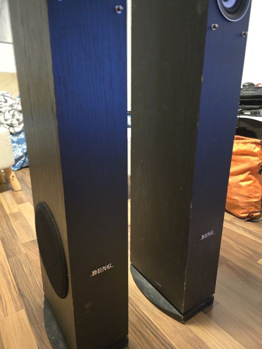 Vând boxe podea Beng