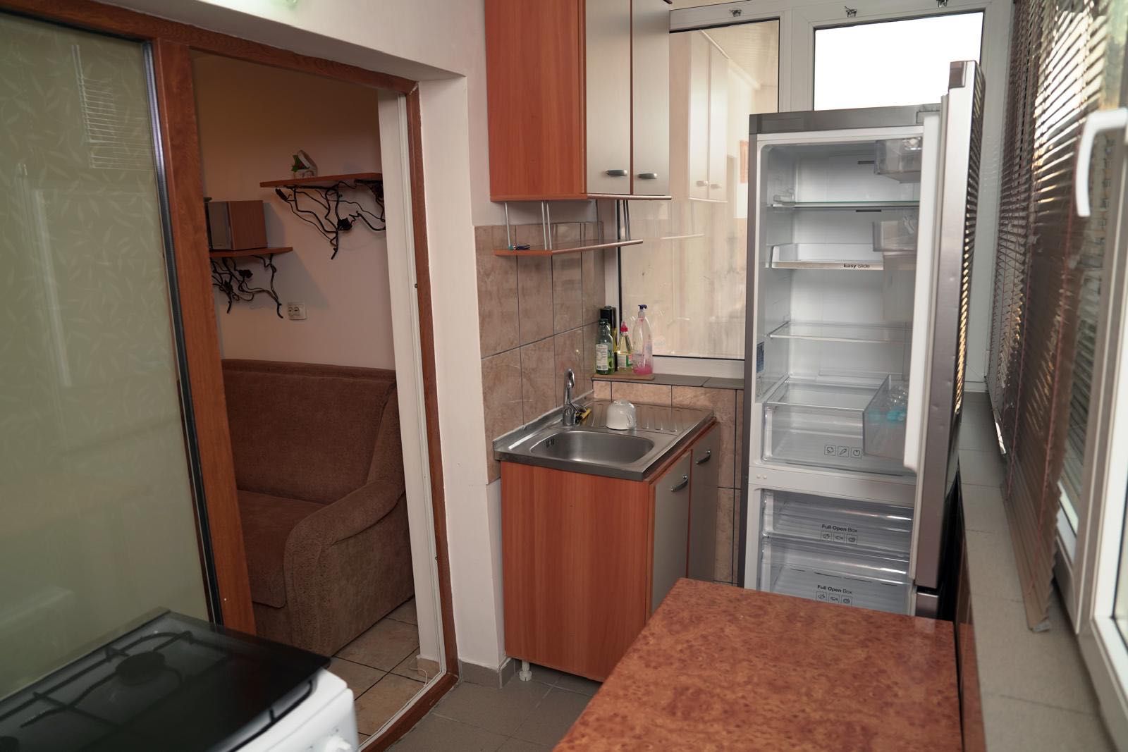 Apartament 2 camere- str. Constantin Statescu, Pitesti