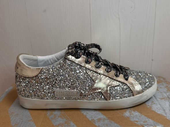 Golden Goose mărime 37