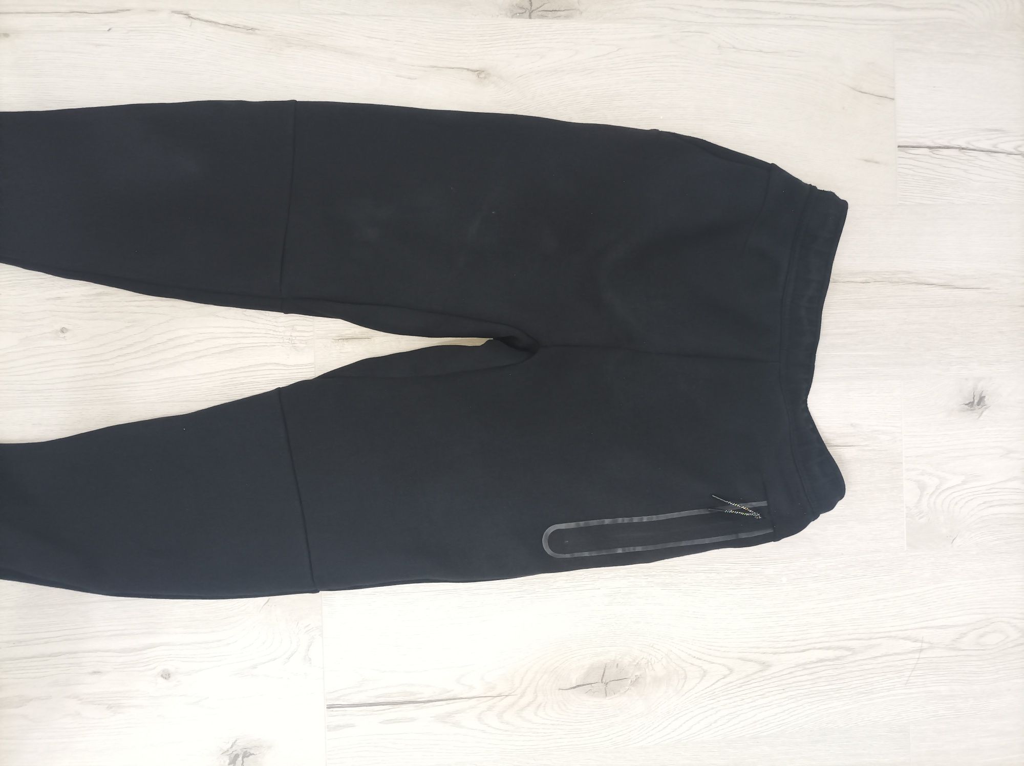 Compleu Nike Tech Fleece Negru