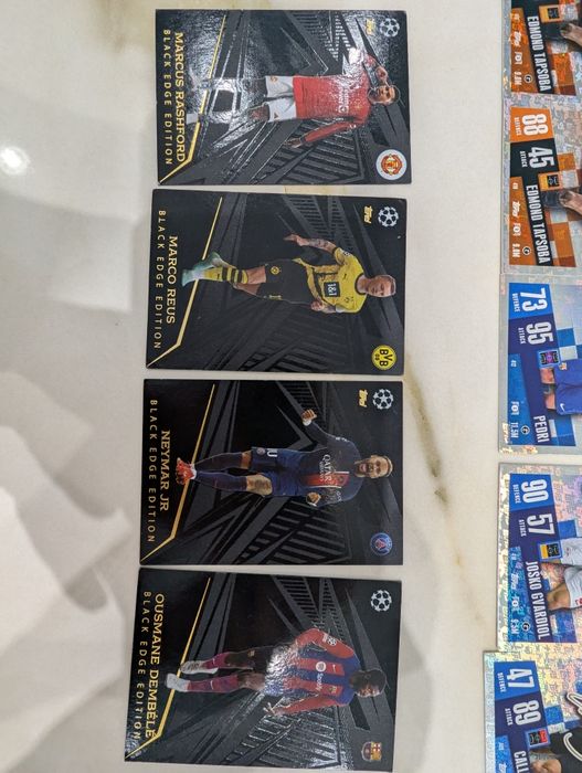 Футболни карти match attax