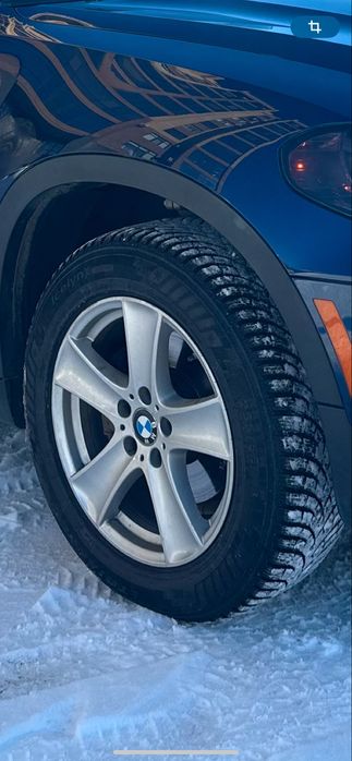 Шины шипованные 255/55/18