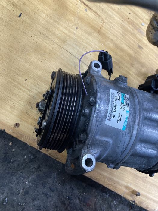 Range rover sport 2012година 3.0d 245кс Компресор климатик