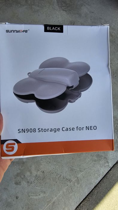 Elicii DJI Neo și carcasă transport