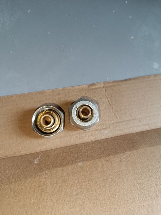 Incalzire pardoseala teava ,clema ,conectori