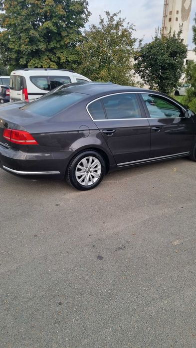 Vw passat berlina an 2012