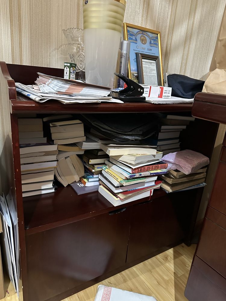 Продается тумба из дерева