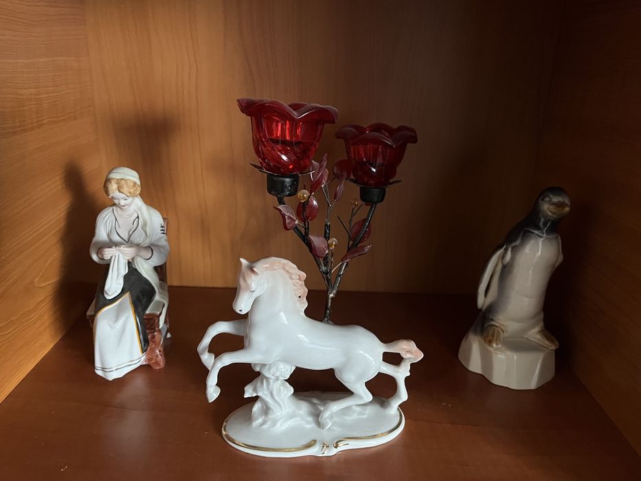 Bibelouri vechi si noi