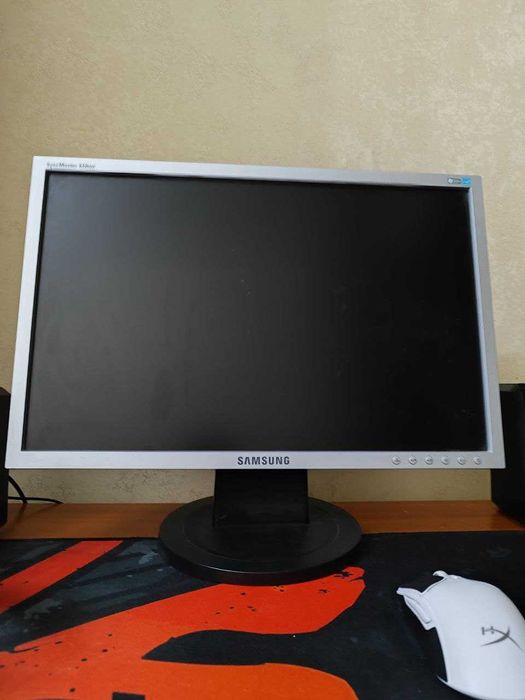 Монитор Samsung SyncMaster 920NW