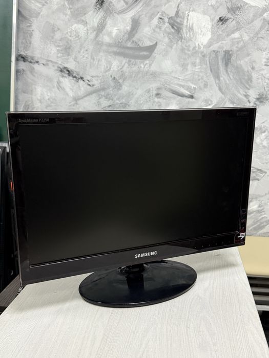 Монитор Samsung в продаже