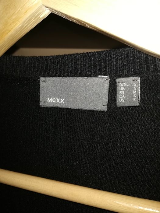 Vând bluză damă, culoare negru, mărimea S