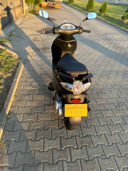 Scuter Derbi Bulevard, motorizare piaggio!