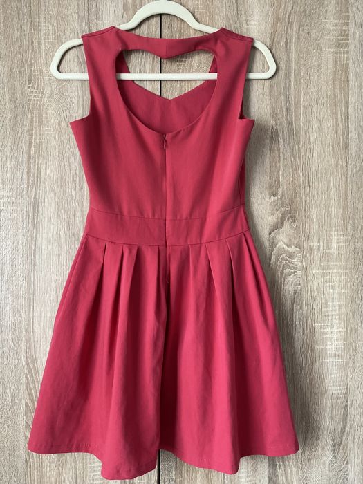 Къса рокля - циклама