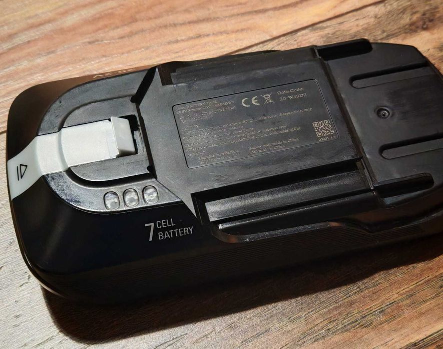 Corp aspirator Rowenta X-force FLEX 11.60, defect, cu baterie