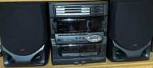 Оригинална JVC аудио уредба от 1999 г. – ретро звук с автентичен стил!