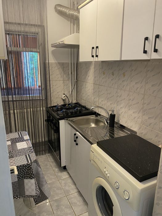 Garsoniera de inchiriat