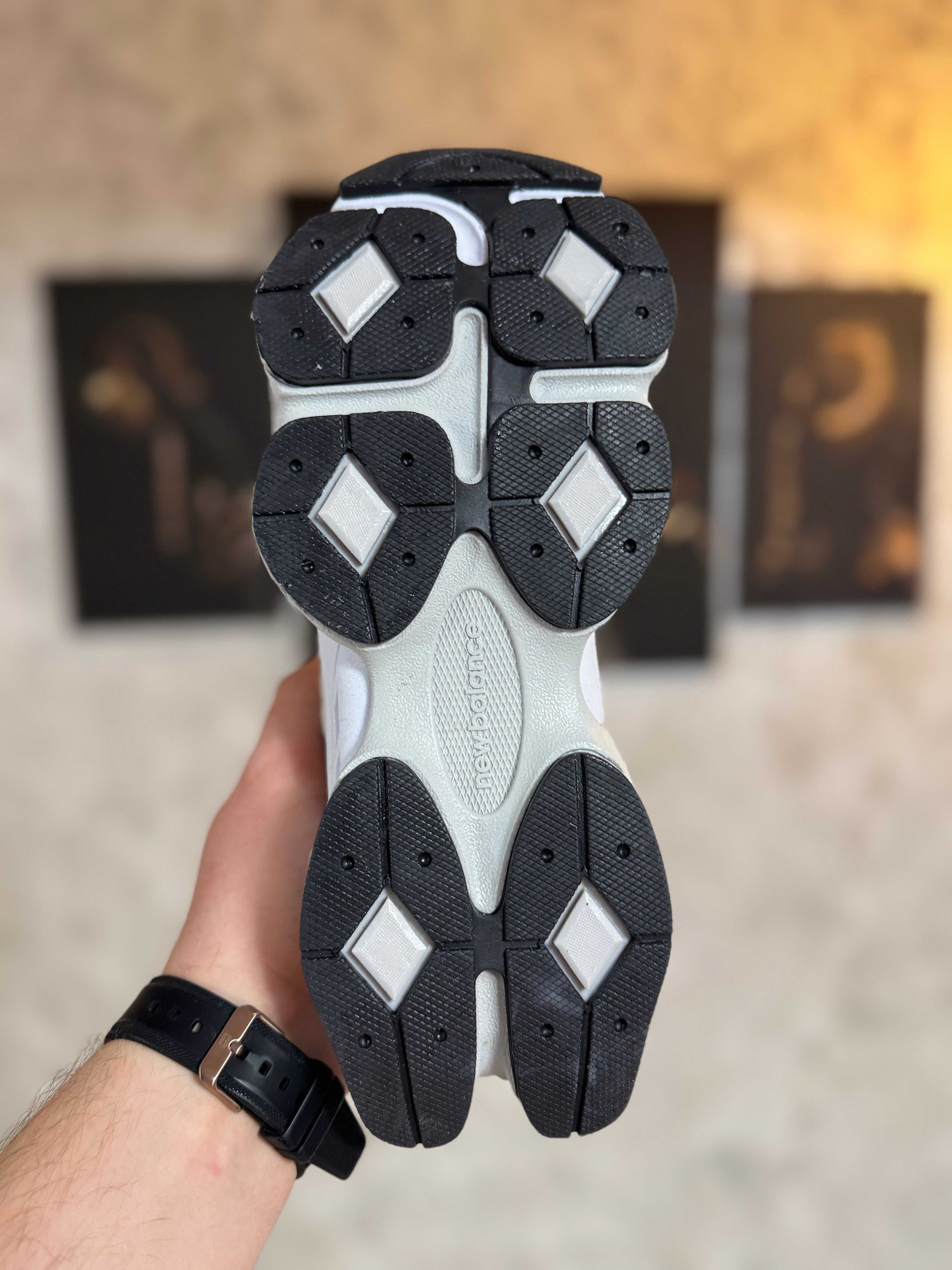 Adidasi Barbati New Balance 9060 White & Gri!