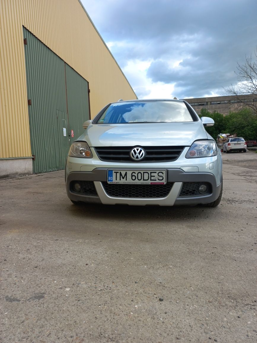 Vând golf 5 cross golf